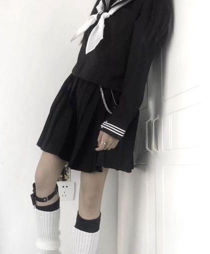 《馥郁之路》 作者：九鲸是为